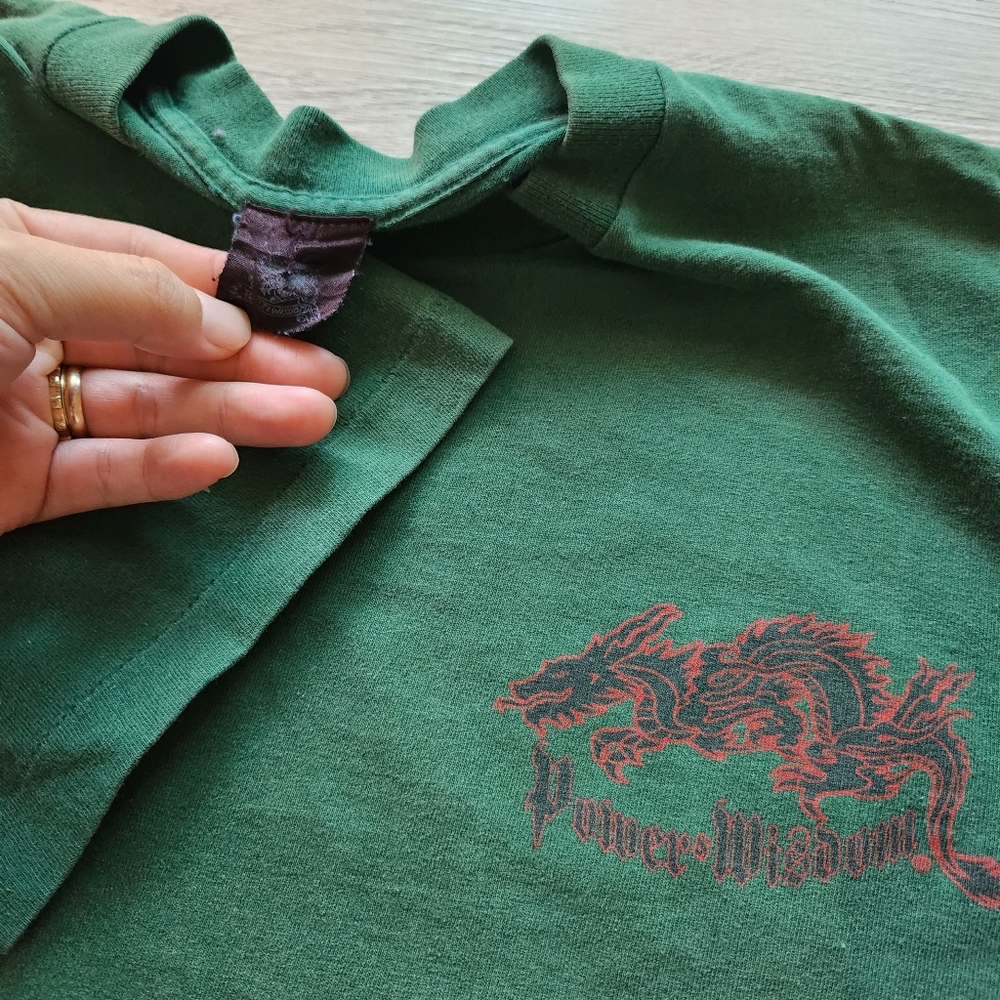 90s Power & Wisdom Dragon Streetwear Tshirt - Picture 4 of 6